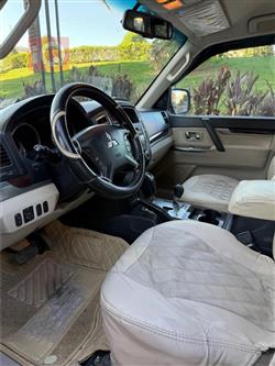 ميتسوبيشي باجيرو